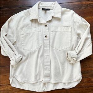 Banana Republic Cream Button-Down Shirt (size XS)